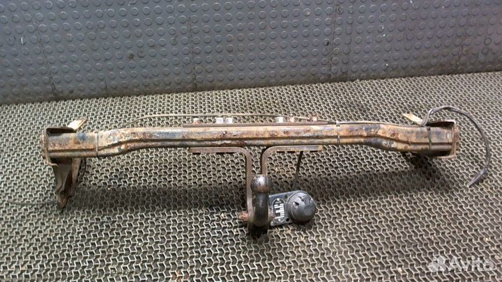 Прицепное устройство Nissan Pathfinder, 2005