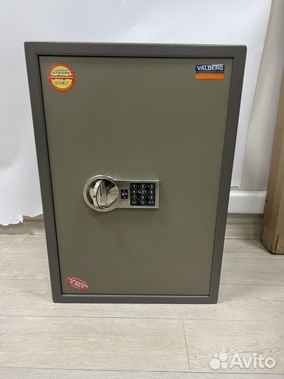 Сейф valberg