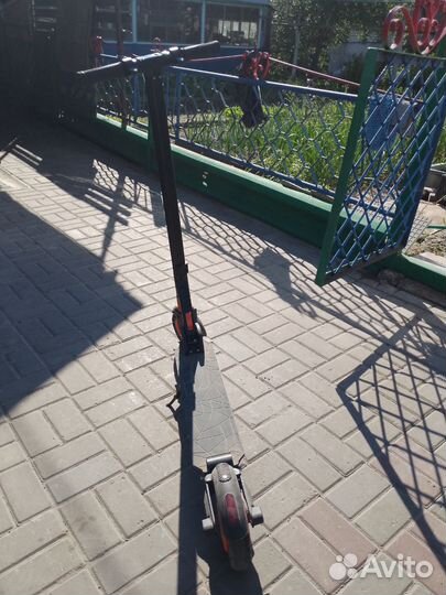 Электросамокат kugoo