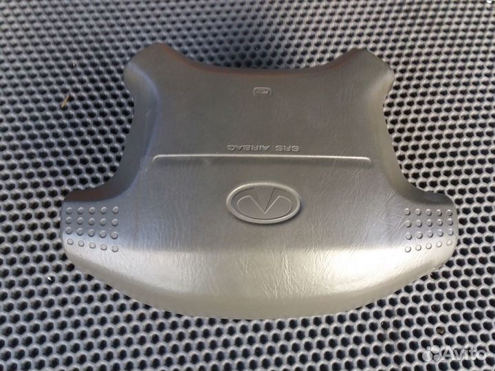 Подушка безопасности Инфинити QX4