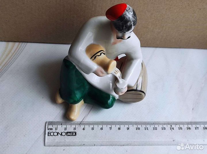 Статуэтка Казак с вином Полонное зхк 60-е г