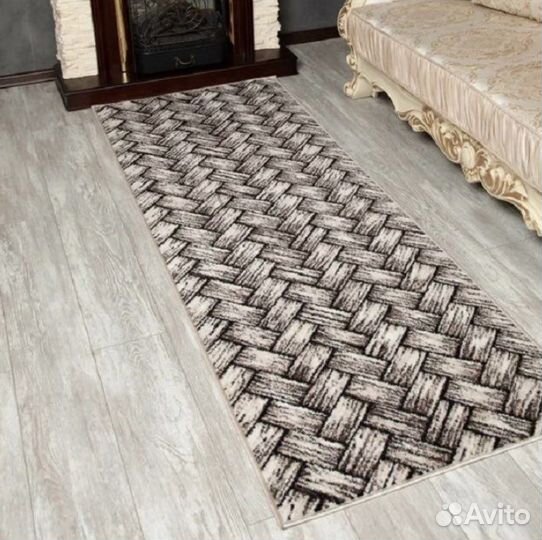 Ковровая дорожка новая