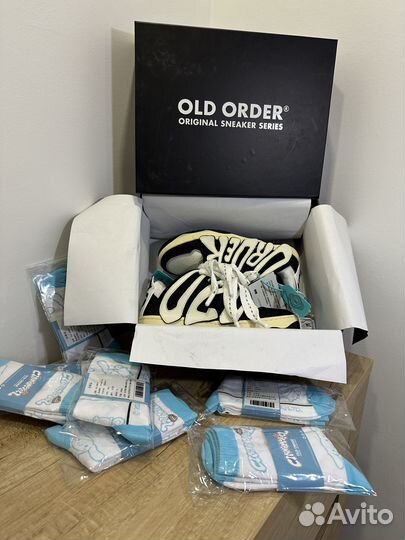 Кроссовки old order