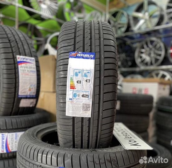 Winrun R330 245/40 R20