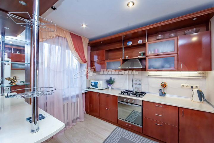 3-к. квартира, 63,2 м², 4/9 эт.