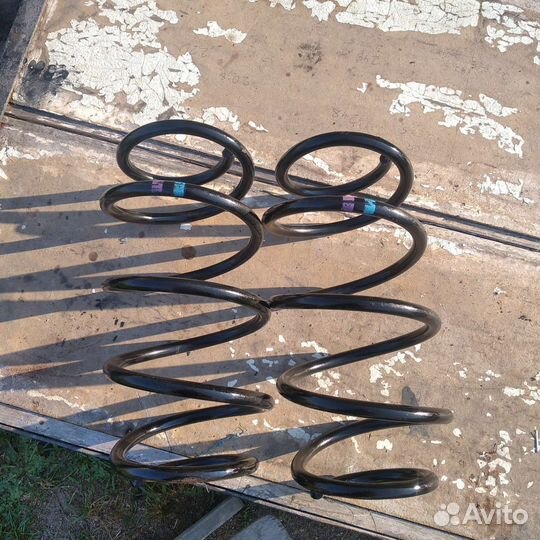 Пружины передние Ниссан Кашкай j10-11