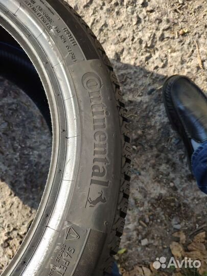 Continental ContiVikingContact 7 215/45 R17 91T