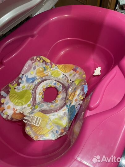 Пеленальный столик с ванночкой Brevi