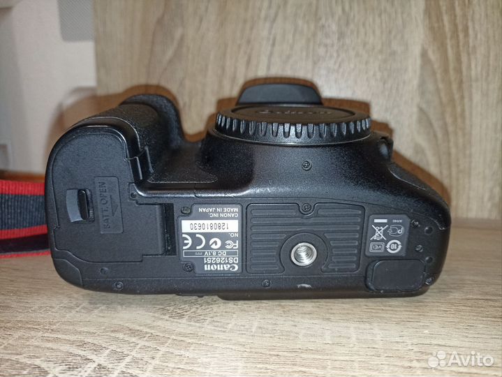 Canon EOS 7D body + карта памяти