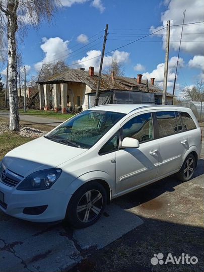 Opel Zafira 1.8 AMT, 2014, 148 000 км