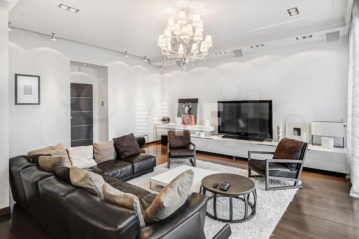 4-к. квартира, 185 м², 5/8 эт.