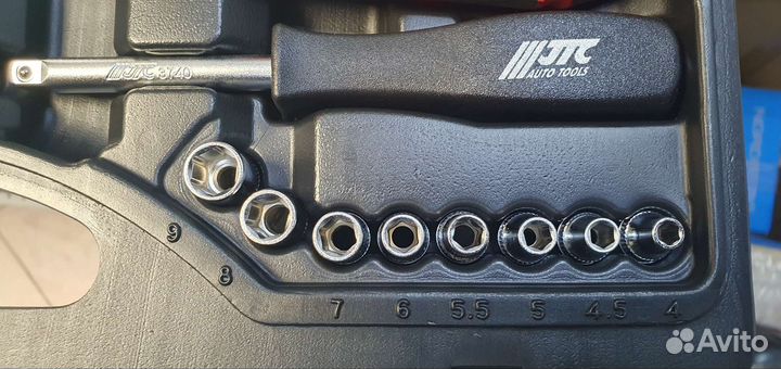 Набор головок торцевых и вставок JTC 96 предметов