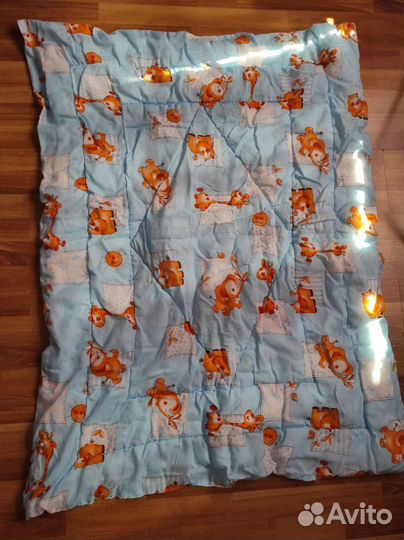 Детское одеяло в кроватку