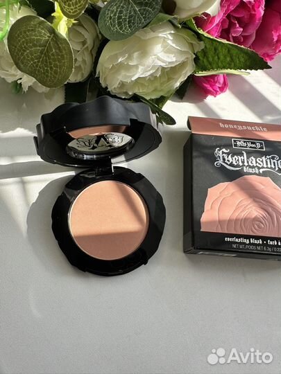 Kat von d румяна