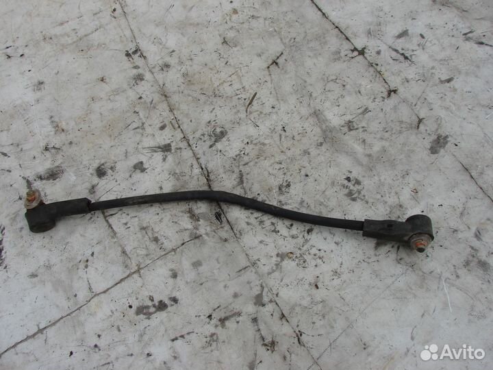 Трос борта багажника Toyota land cruiser 100 03г