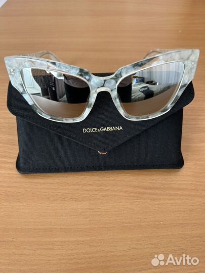 Солнцезащитные очки женские брендовые