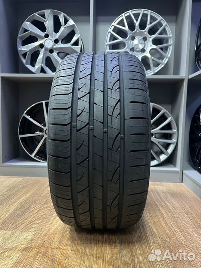 Fortune FSR702 245/40 R18 97Y