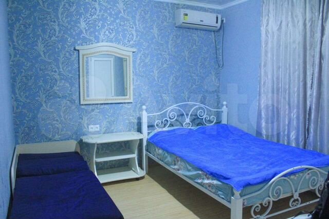 Комната 14 м² в 6-к., 2/2 эт.