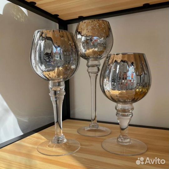 Набор подсвечников