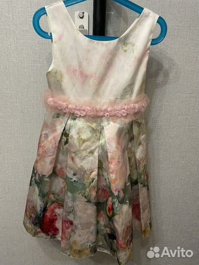 Нарядное платье для девочки 128