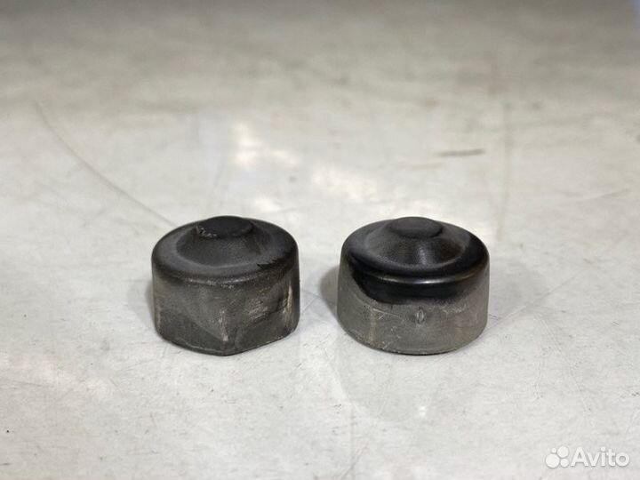 Заглушка Bmw X5 E53 N62B44 2005