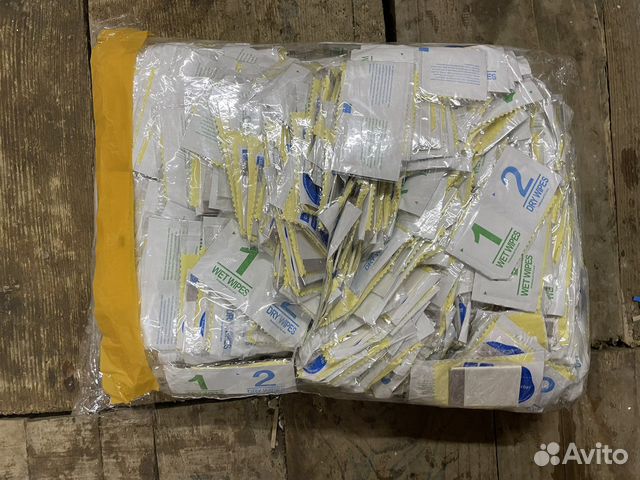 Комплект для наклейки защитных стекл