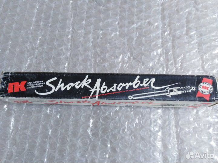 Амортизатор подвески передний Volkswagen Passat