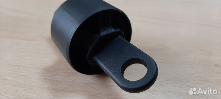 Сайлентблок заднего продольного рычага Форд Фокус