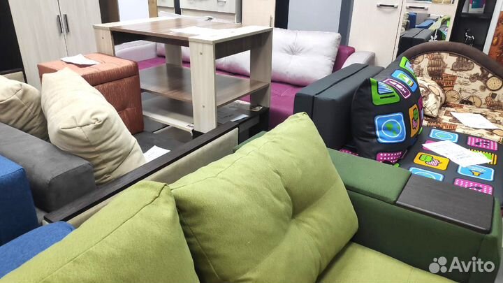 Стол компьютерный