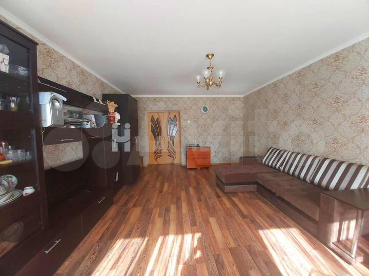 3-к. квартира, 81 м², 1/5 эт.