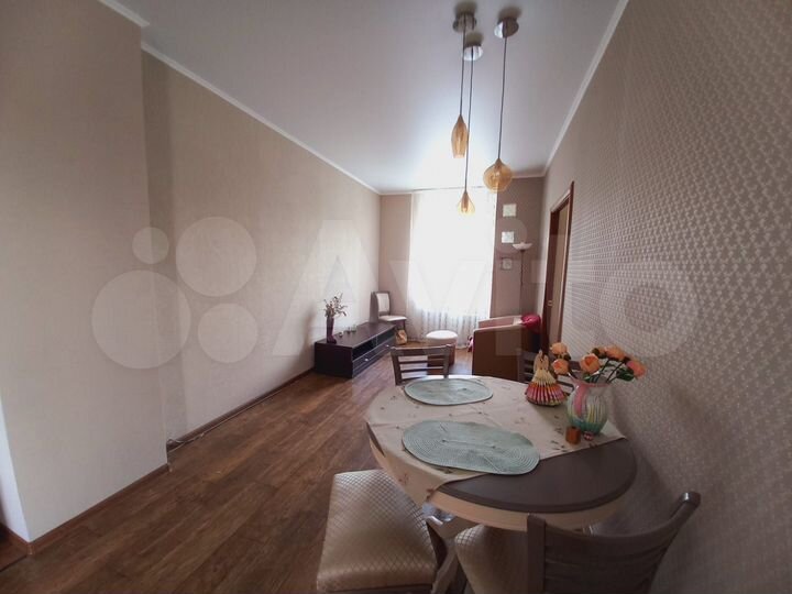 2-к. квартира, 61 м², 2/4 эт.