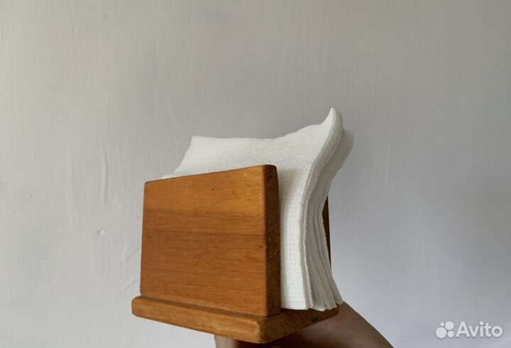 Салфетница из дерева
