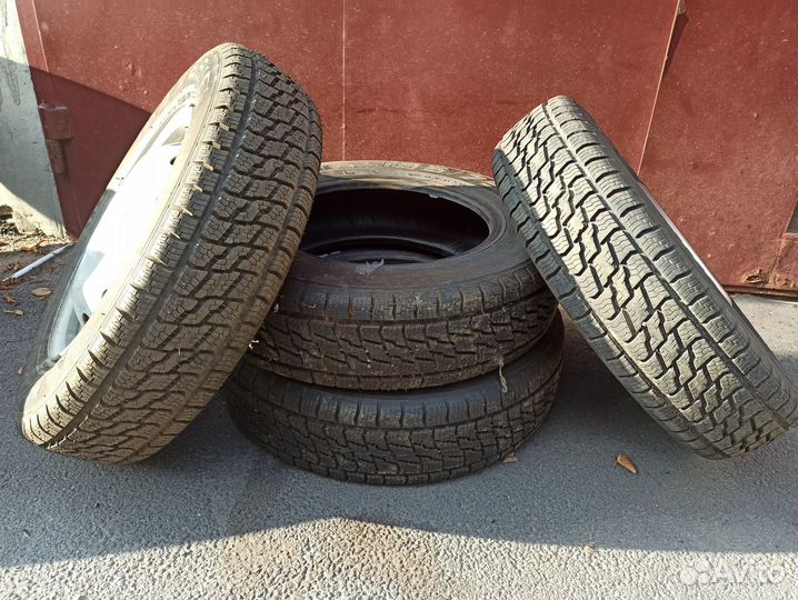 КАМА Кама-232 185/75 R16 95C