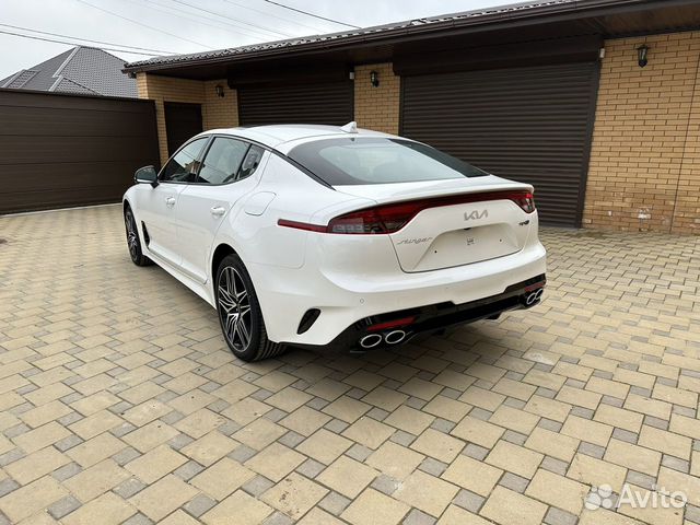 Kia Stinger 2.0 AT, 2023, 30 км