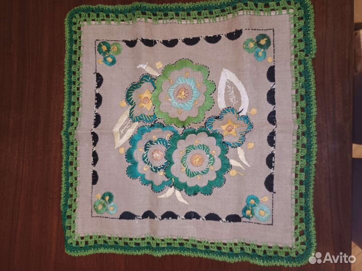 Салфетка декоративная ручная работа