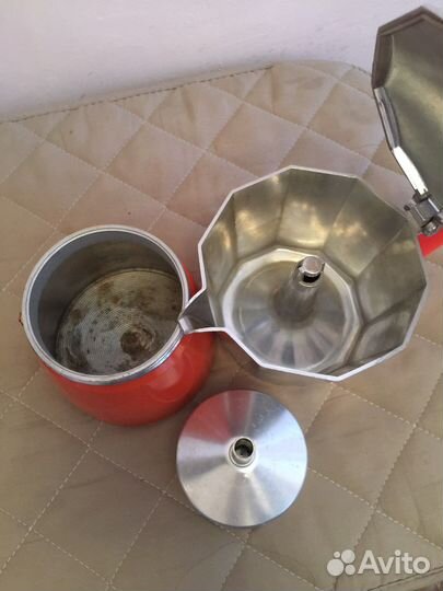 Гейзерная кофеварка