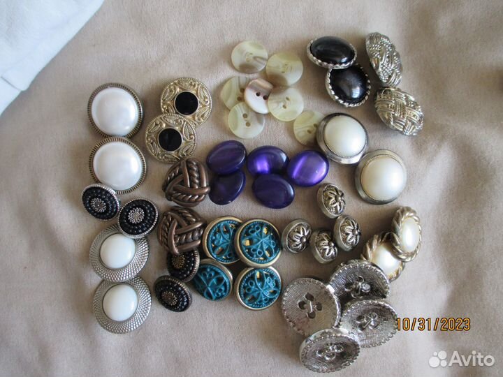 Пуговицы винтажные