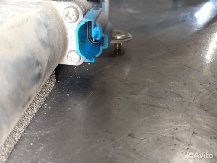 Передний правый стеклоподъёмник Chevrolet Lacetti