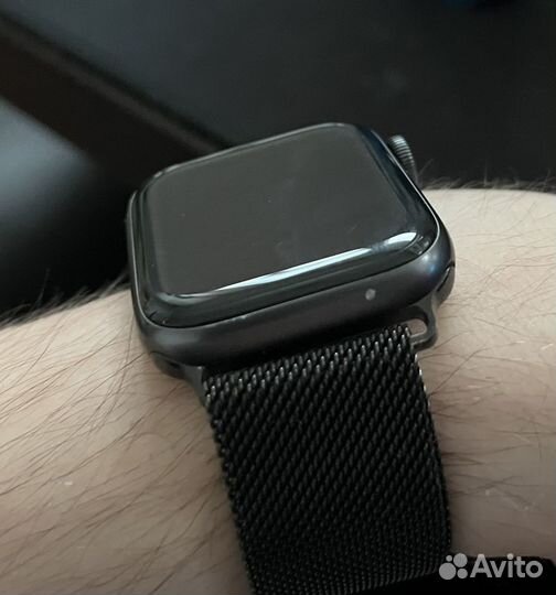 Часы Apple Watch SE 44mm Alu Midnight GPS