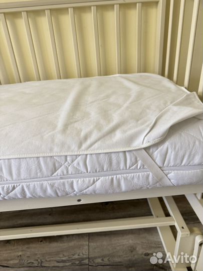 Детская кроватка новая с матрасом