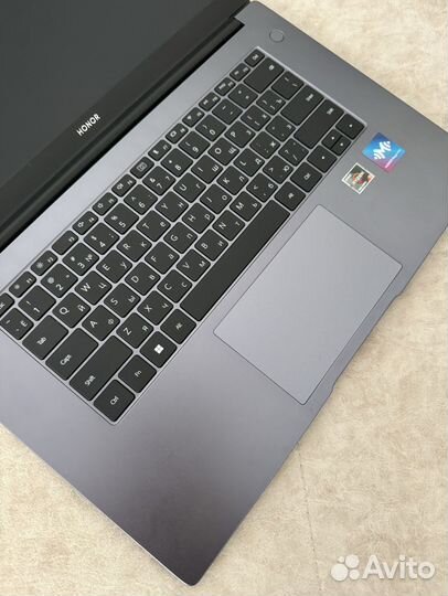 Ноутбук Magicbook 15