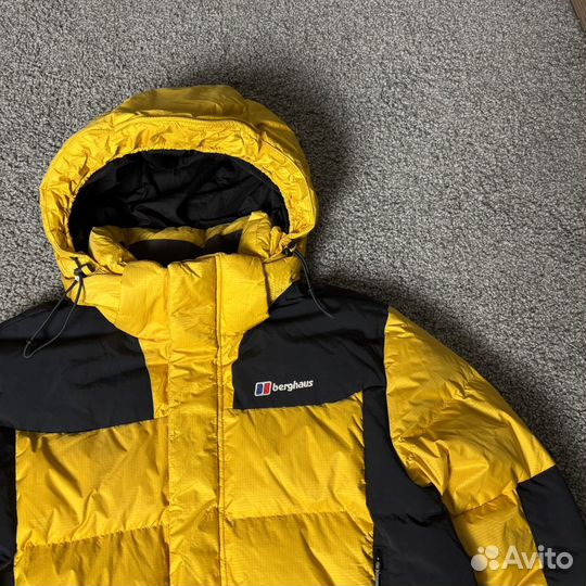 Пуховик berghaus