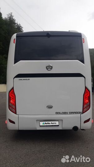 Туристический автобус Golden Dragon XML6952JR, 2024