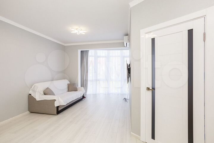 2-к. квартира, 56 м², 5/17 эт.