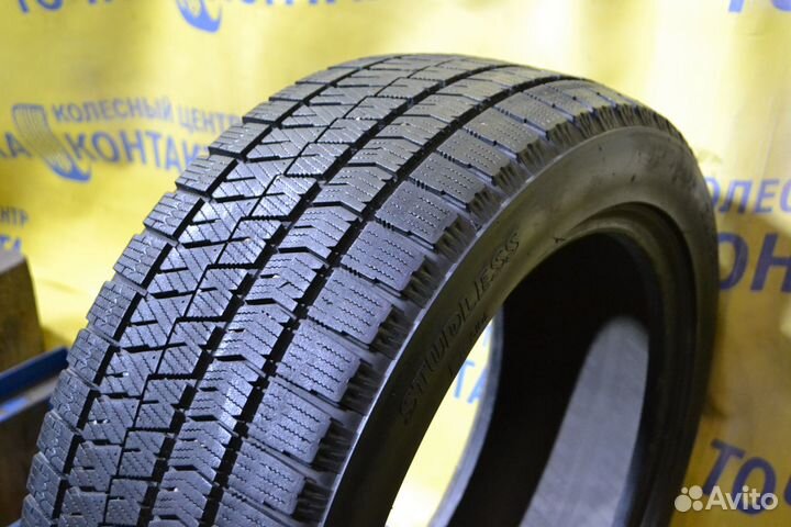 Bridgestone Blizzak Ice 205/50 R17