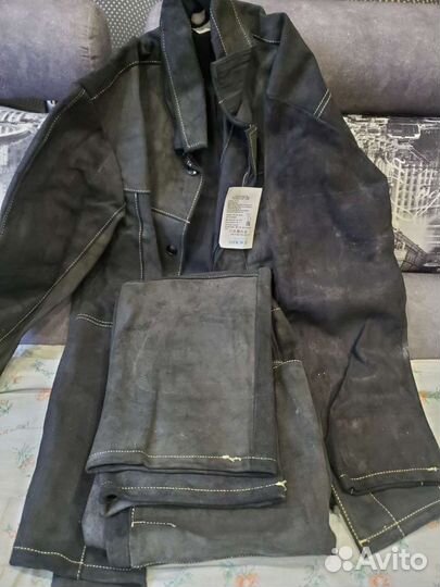 Сварочный цельноспилковый костюм