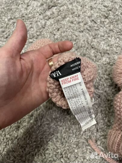 Шапка zara варежки zara