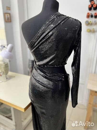 Вечернее платье