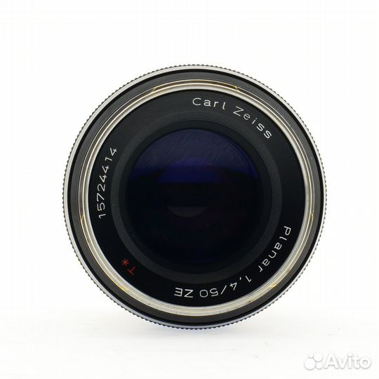 Carl Zeiss Planar T* 50mm f/1.4 ZE (Canon) б/у