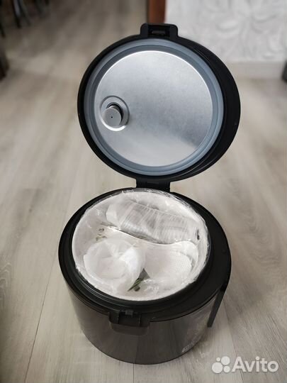 Мультиварка Polaris PMC 0567AD